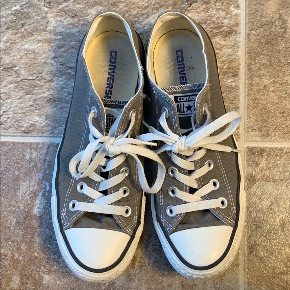 Grey Converse Women’s 8 Men’s 6